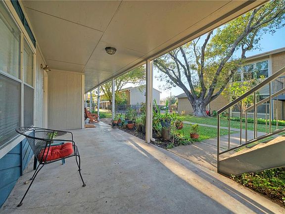 3rd image of 2450 Ashdale Dr #D-119