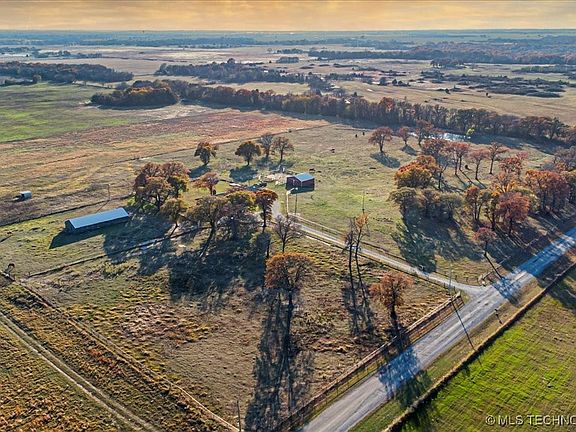4th image of 51664 E County Road 1500