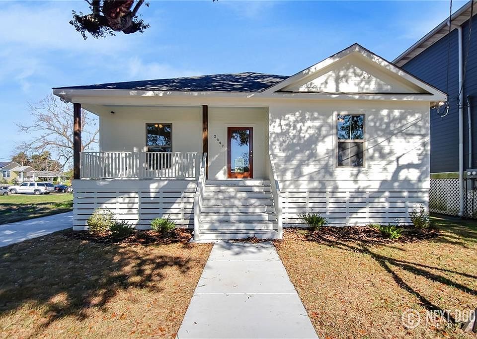 1st image of 2647 Robert E Lee Blvd