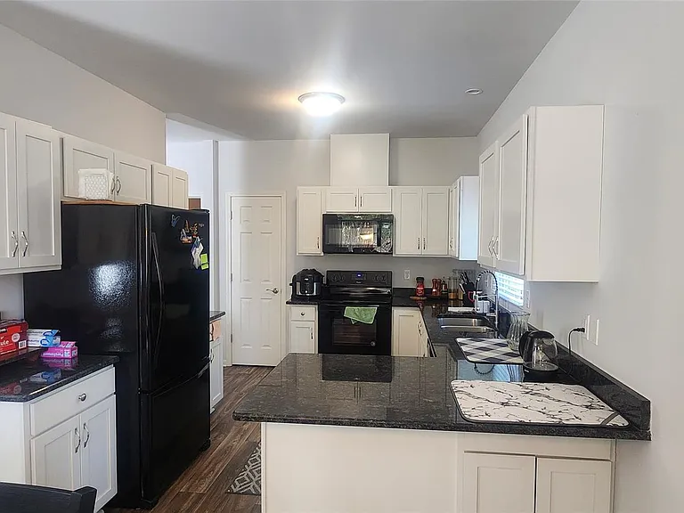 29574 Woodpark Cir — Photo 5