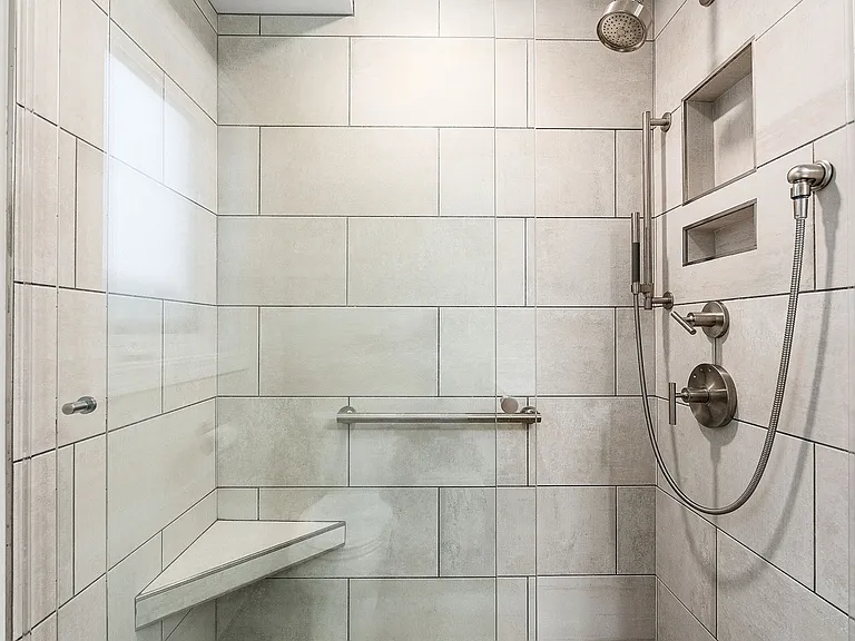 830 S Lake St #1 — Photo 14