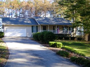 603 Deer Trl NW, Dalton, GA 30721