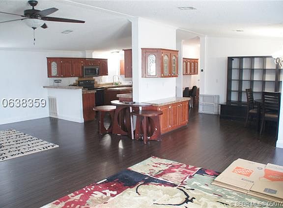 4th image of 2691 E Marina Dr