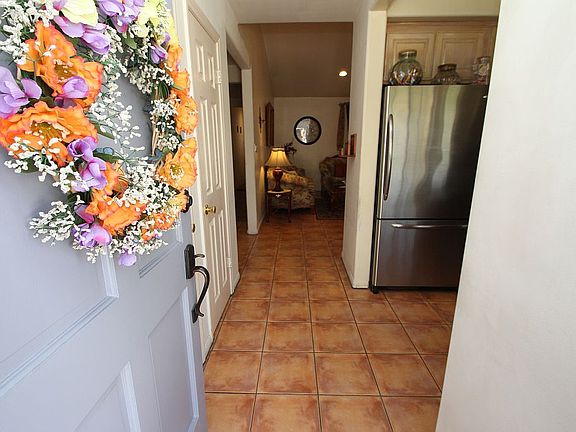 3rd image of 13271 Glenoaks Blvd