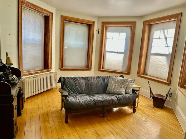 1161 Commonwealth Ave APT 1, Allston, MA 02134