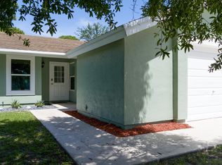 1632 SE Kestwick Ct, Port Saint Lucie, FL 34952