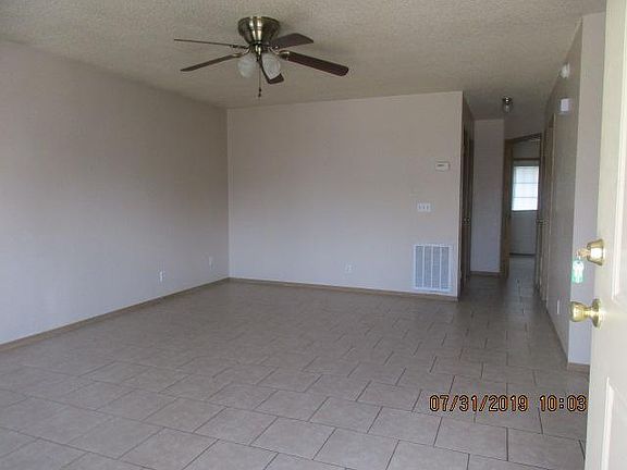 4th image of 503 SE A St APT A