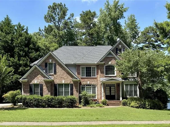 7262 Glen Cove Ln, Stone Mountain, GA 30087