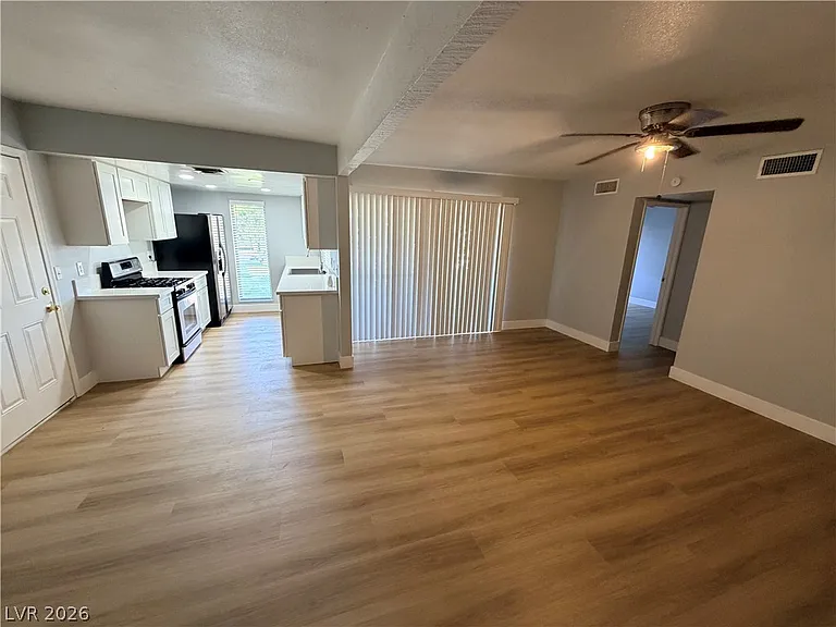 1405 Vegas Valley Dr #276 — Photo 7