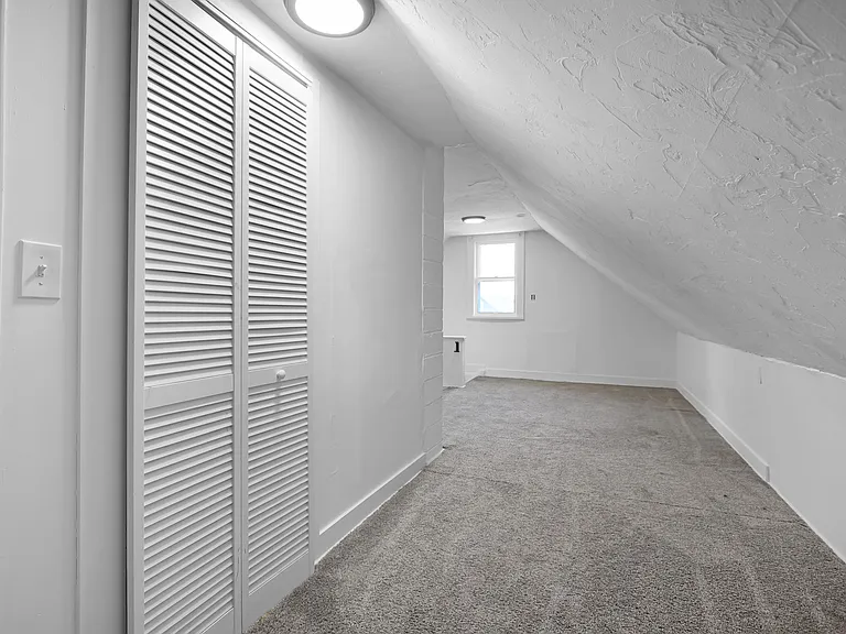 12608 Corlett Ave — Photo 16