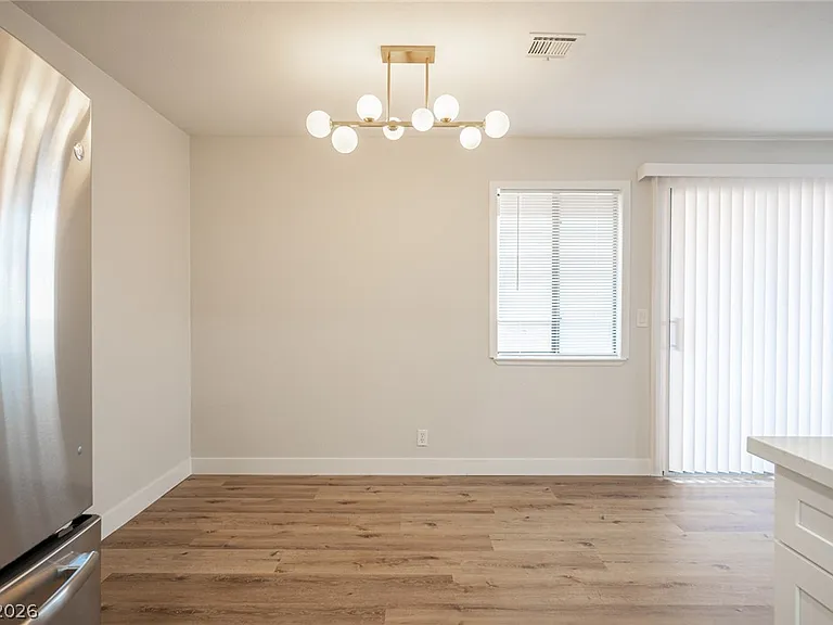 3720 Snorkel Cir #D — Photo 11