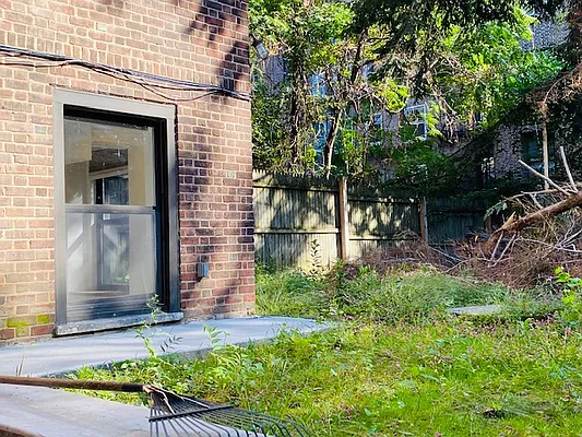 Rented by Bank Neary | media 11