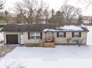 17066 4th Section Rd, Holley, NY 14470