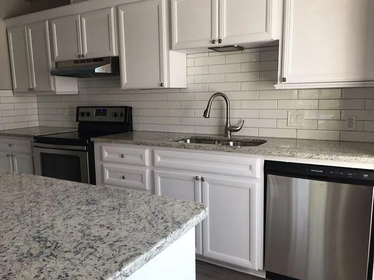 168 Barilla Pl #202-B — Photo 7