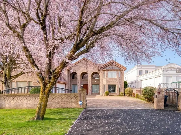 5471 Garrison Rd, Richmond, BC V7C 2M1