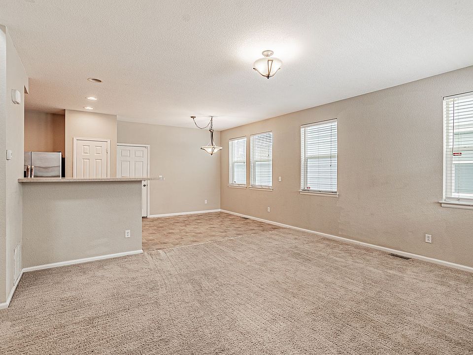 1st image of 2823 N Central Park Blvd