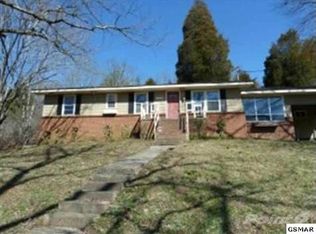 2440 Long Branch Rd, Seymour, TN 37865