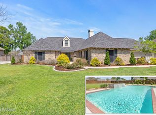 645 Bellevue Plantation Rd, Lafayette, LA 70503