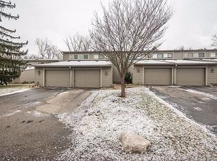 622 Watersedge Dr, Ann Arbor, MI