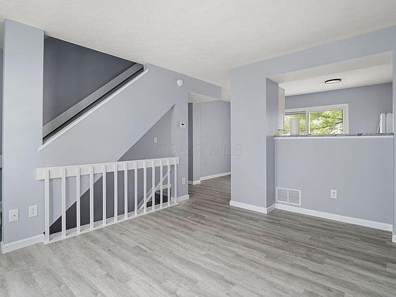 5th image of 852 Pine Way Dr #E-2