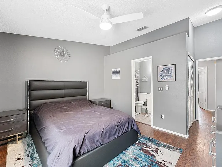 2304 Fletchers Point Cir — Photo 28