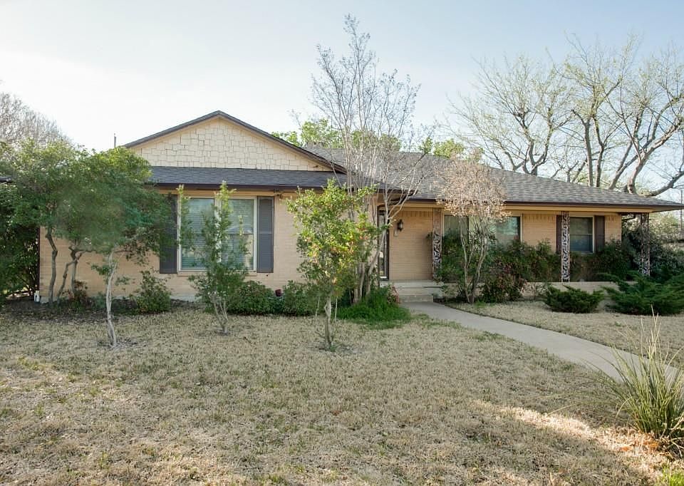 1st image of 1514 Hiawatha Way