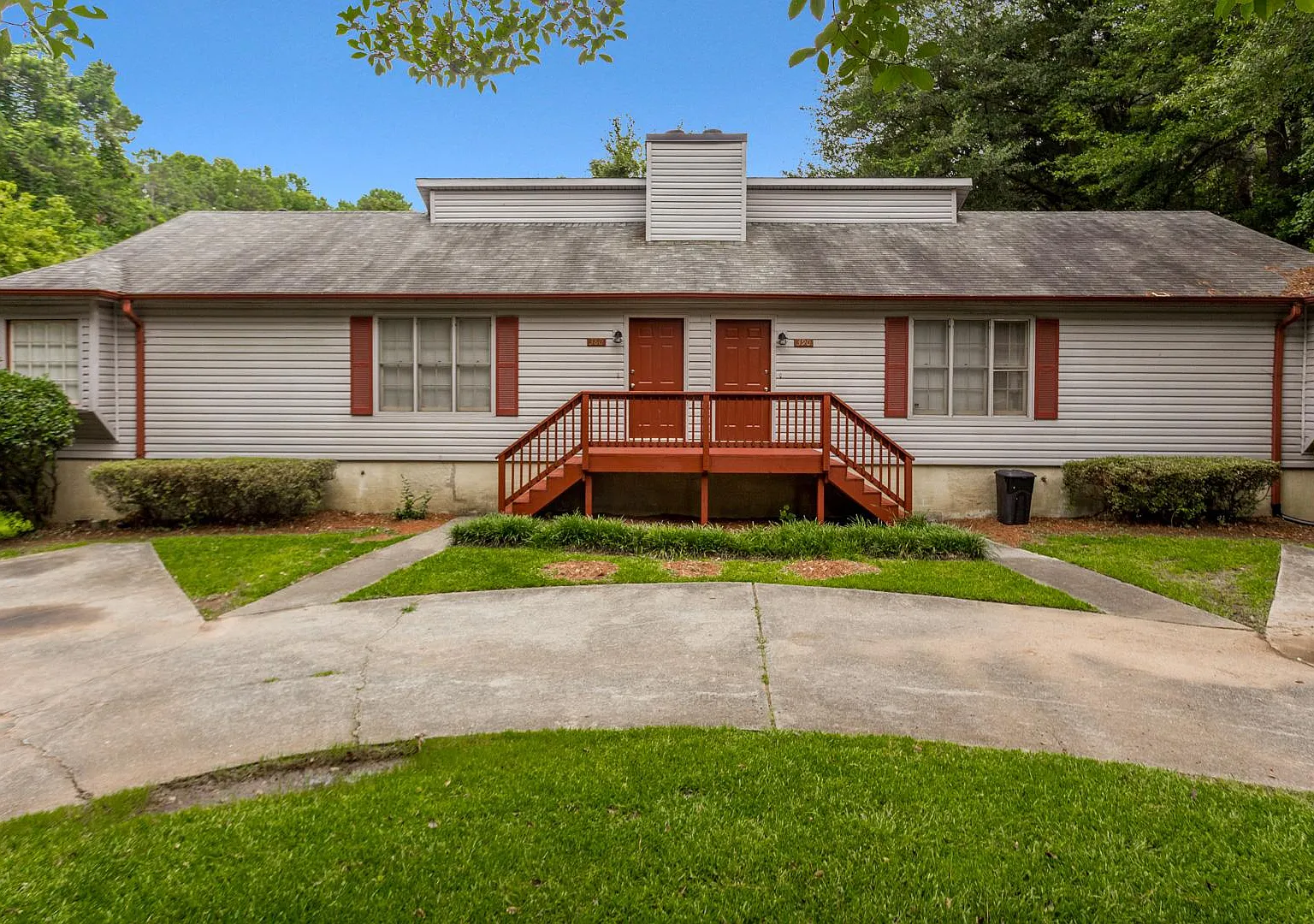 2 bed, 1.5 bath, 1100 sqft, $1,650 — Photo 1