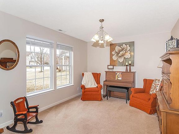 4th image of 18845 Long Walk Ln