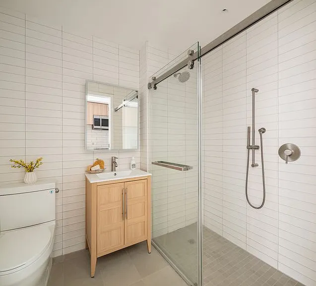 110 W 32nd St #6E — Photo 4