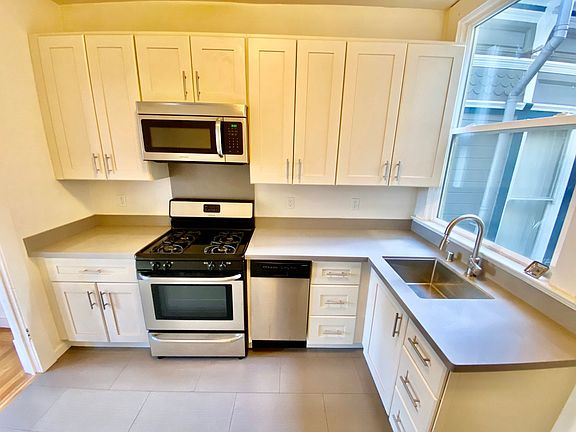 2nd image of 1645 Golden Gate Ave APT 4