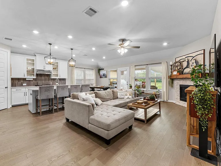 2185 Woodland Pine Dr — Photo 12