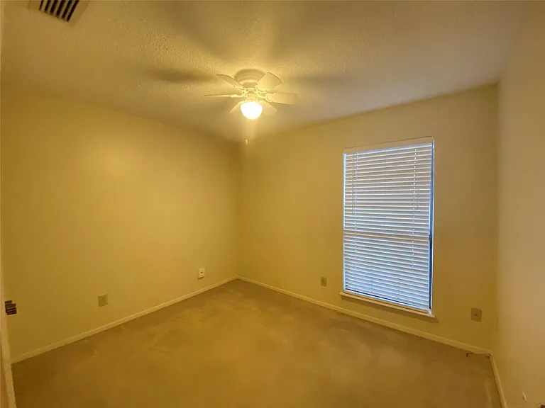 1908 Chasewood Cir #207 — Photo 4