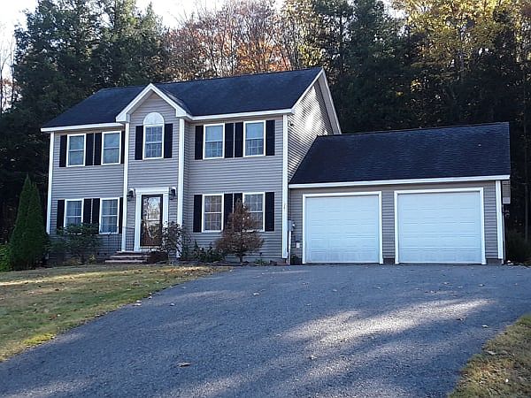 1st image of 74 Arrowcrest Dr