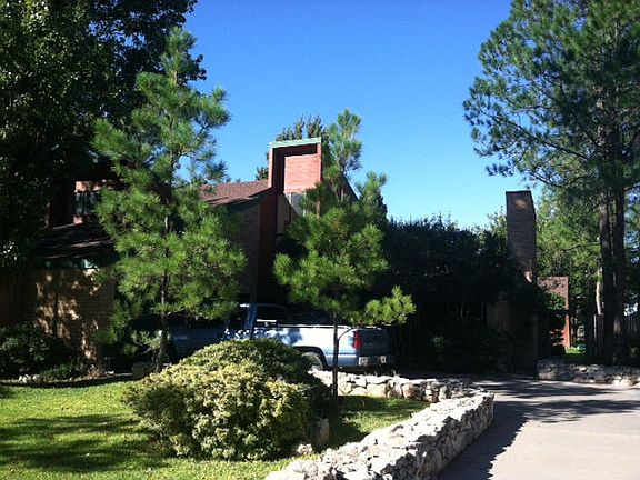 2nd image of 6201 Nevada Ave