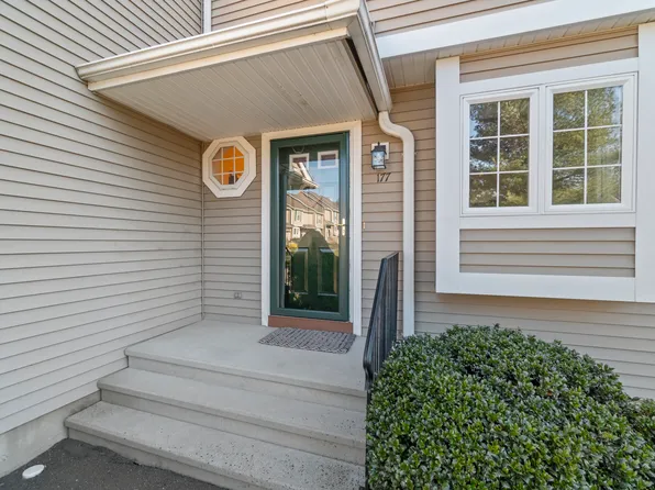 177 Summerhill Road #177, Wallingford, CT 06492