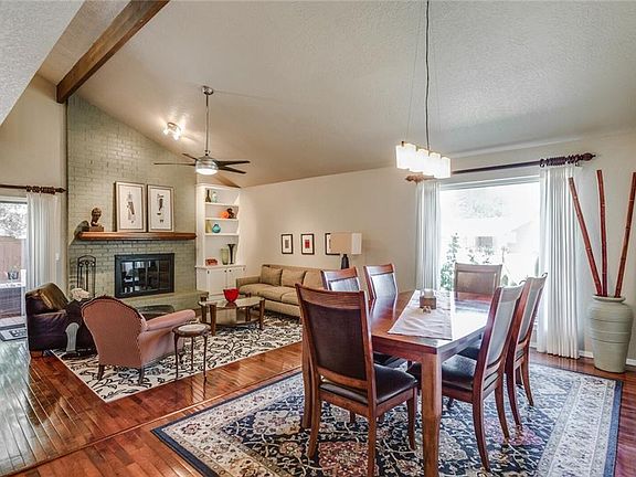 5th image of 4433 Foxglove Ln