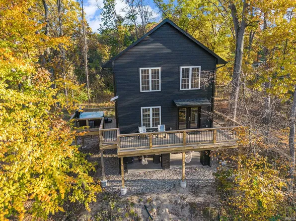 57507 Red Bud Pl, Elkhart, IN 46517