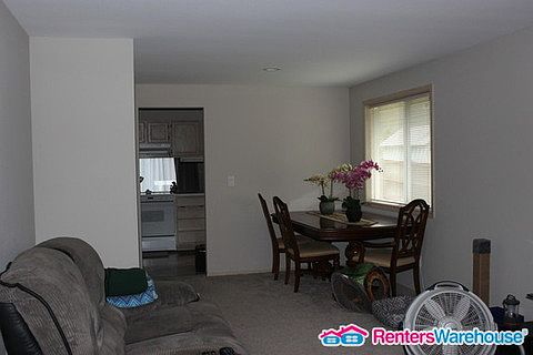 3rd image of 3216 S 302nd Pl