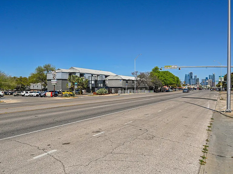 2020 S Congress Ave #1215 — Photo 17