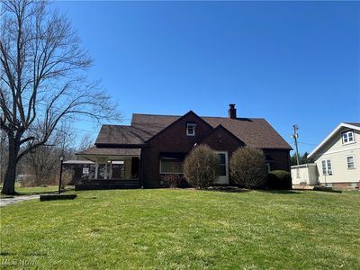 1329 N Market St, East Palestine, OH, 44413