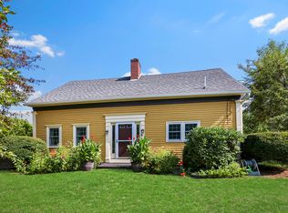 2 Downing Rd, Kennebunk, ME 04043