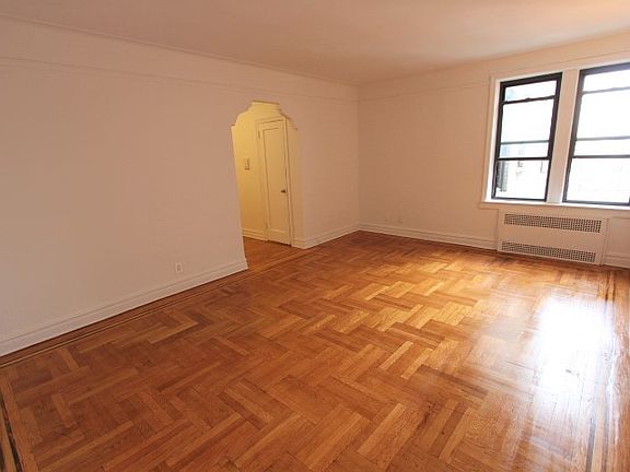 3rd image of 4554 41st St APT 5B