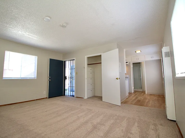 539 Callan Ave #B — Photo 3