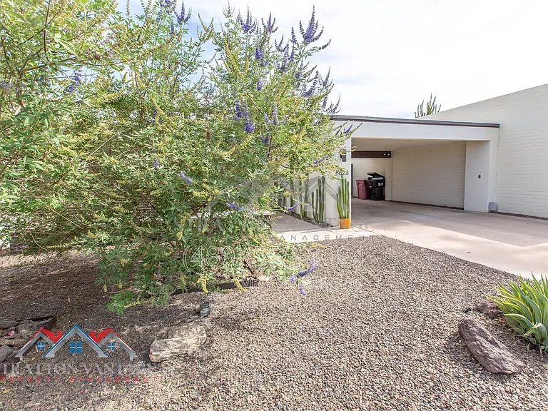 8623 E Devonshire Ave — Photo 3