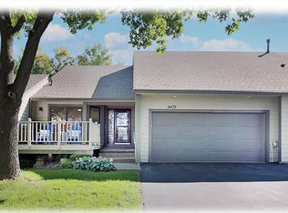 8475 Rice Lake Rd, Osseo, MN 55369