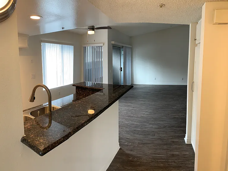 3424-3428 W Orange Ave — Photo 18