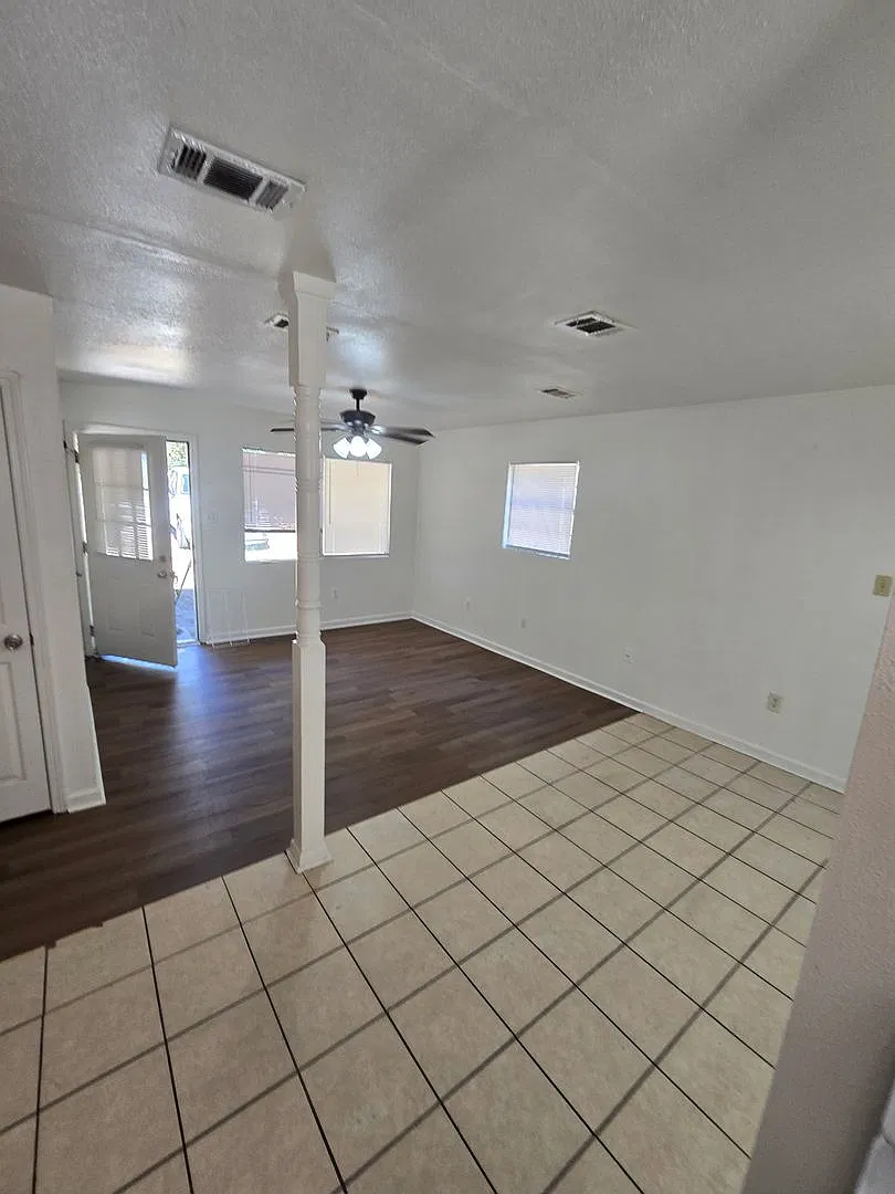 Gulfport 3 Bedroom — Photo 3