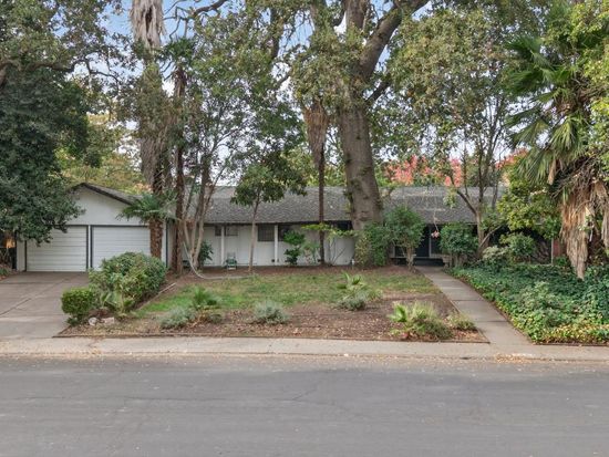 7517 Park Woods Dr, Stockton, CA 95207