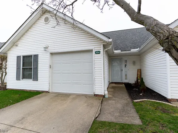 204 Harbor Ridge Ln, Fairport Harbor, OH 44077