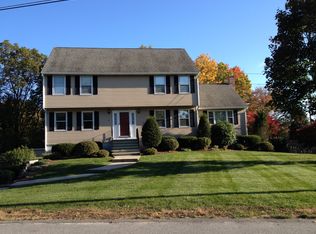 11 Bopete Ln, Tewksbury, MA 01876